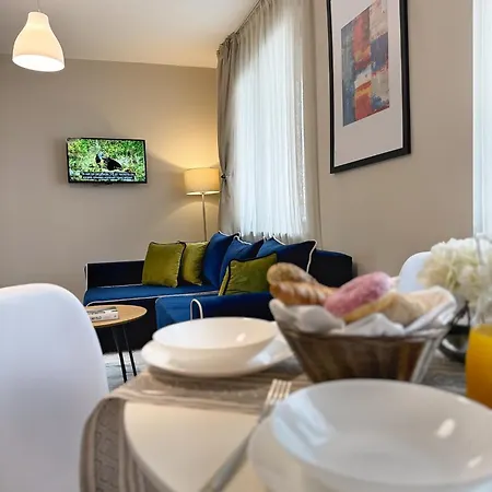 Top Centre Plovdiv Apt. With Parking For 4 Guests Esterno foto