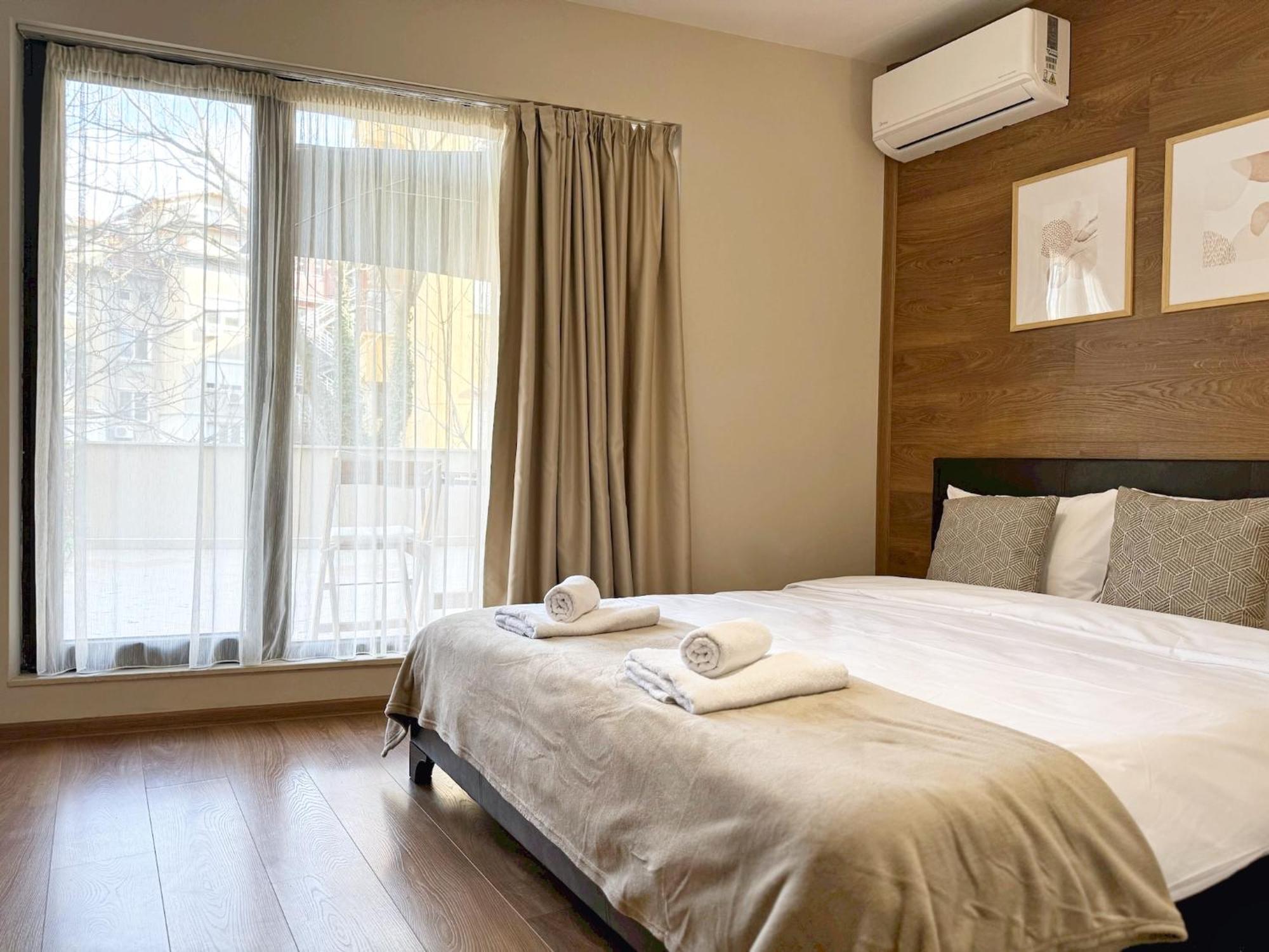 Centre Apt. With Parking For 4 Guests Appartamento Plovdiv