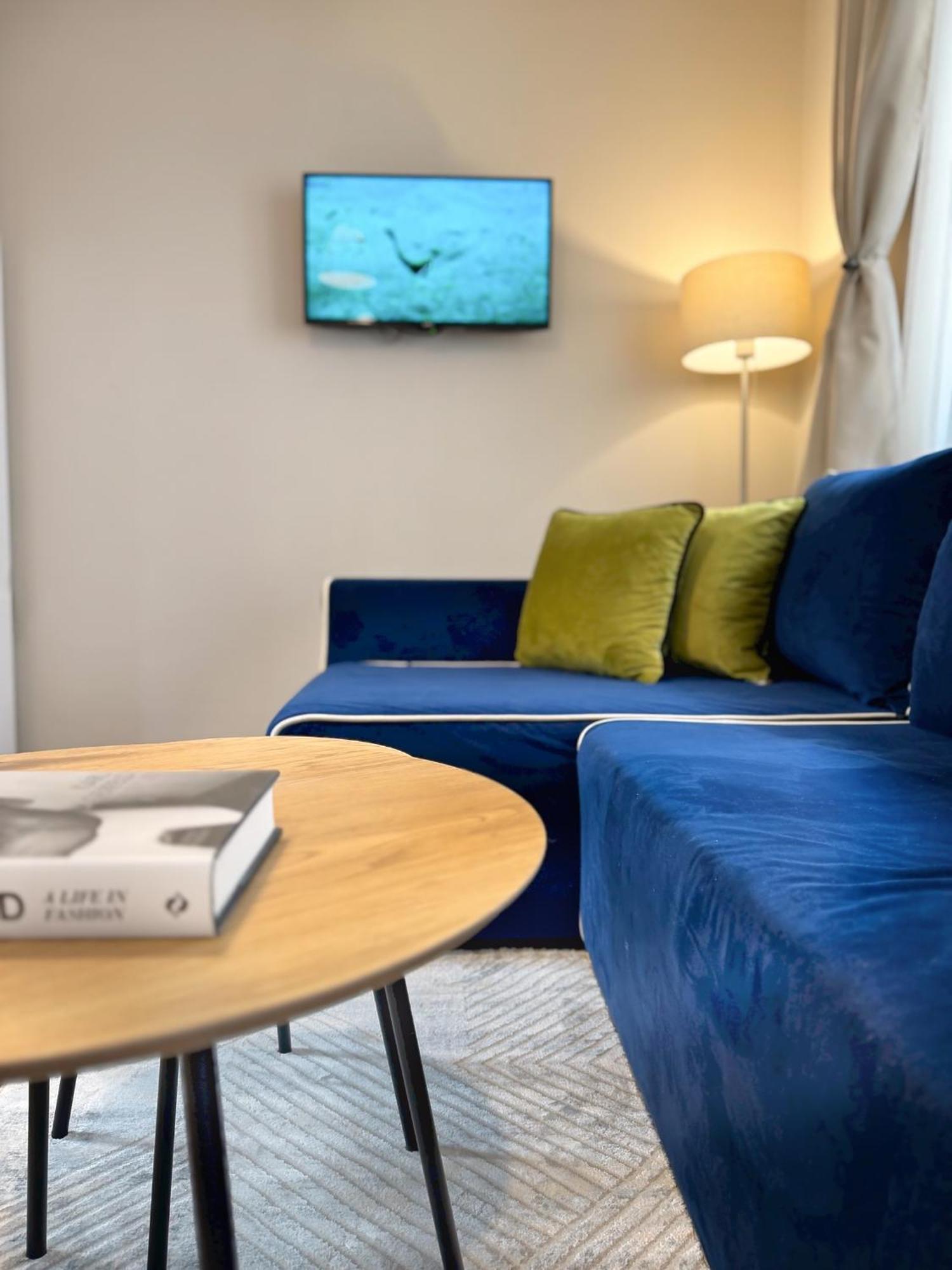 Centre Apt. With Parking For 4 Guests Daire *