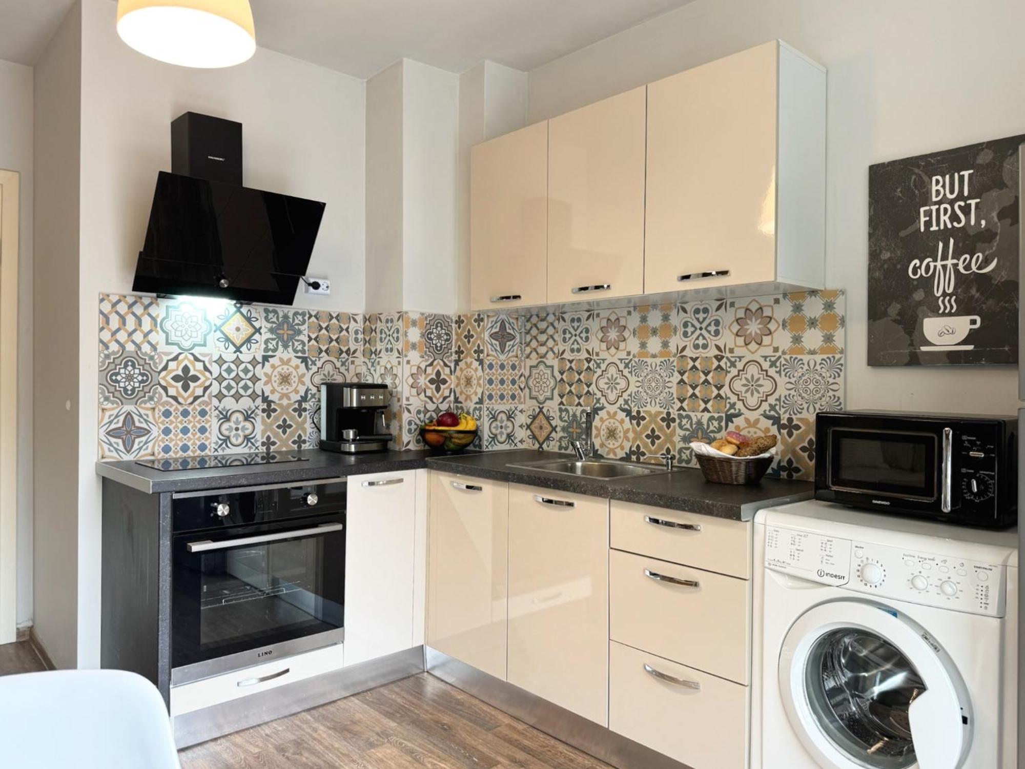 Appartamento Centre Apt. With Parking For 4 Guests *