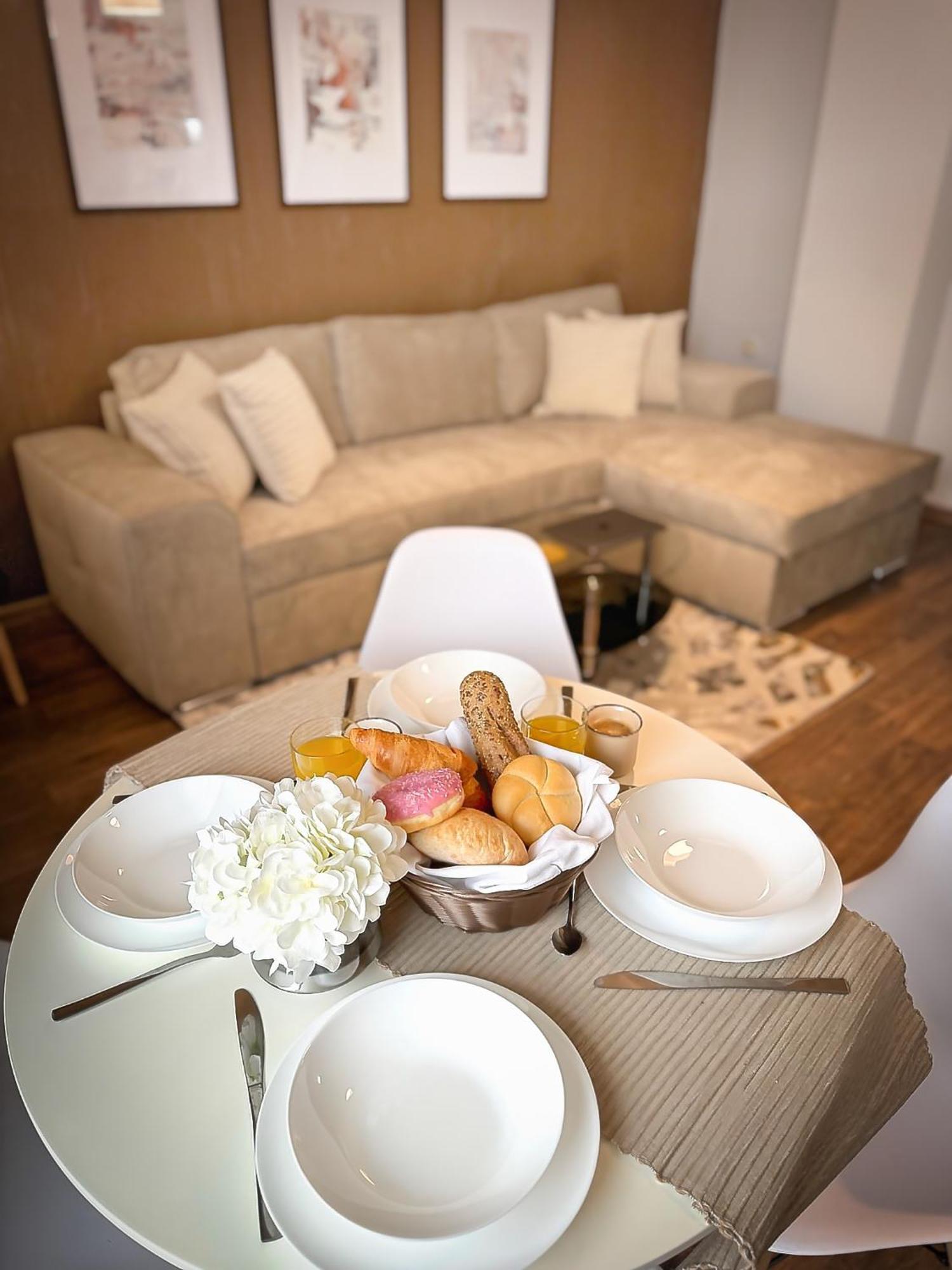 Appartamento Centre Apt. With Parking For 4 Guests *